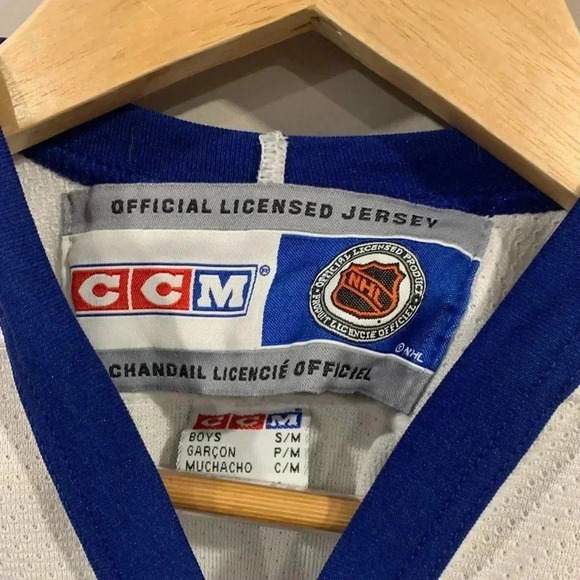 90’s Toronto Maple Leafs CCM NHL Hockey Jersey - Picture 4 of 11
